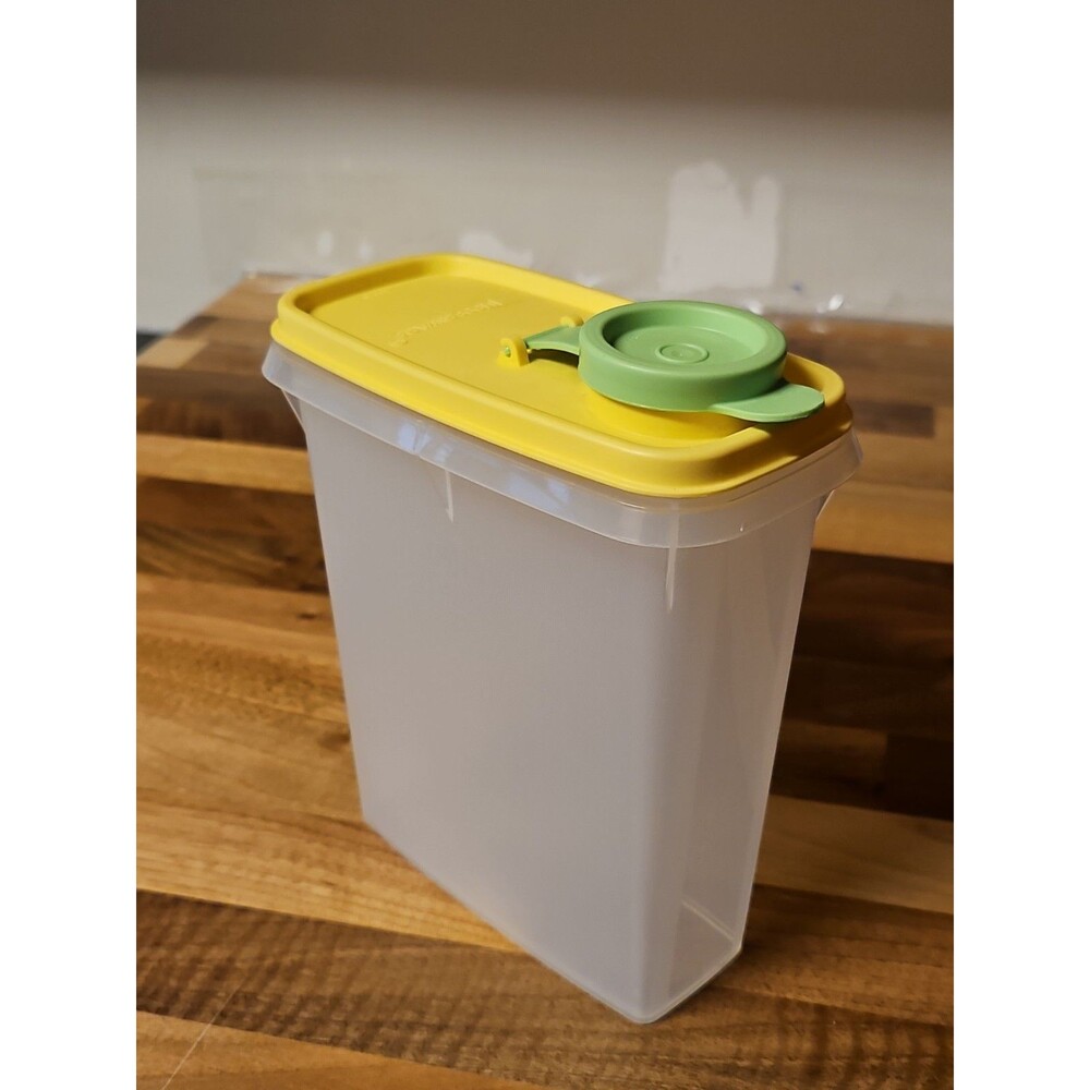 Vintage Tupperware #499 Store N Pour Jr Cereal Keeper W/ #509 Yellow & Green Lid